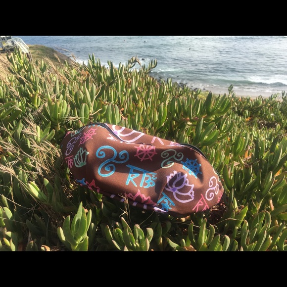Rebel Buddha fanny pack - Picture 2 of 2